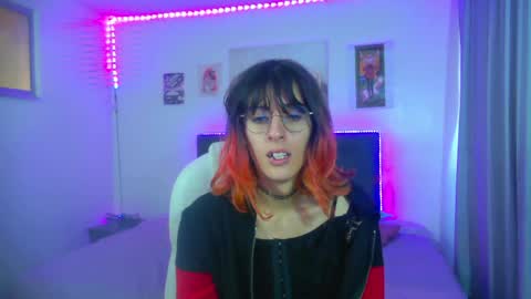 Snapshot of goth_minerva chatting on May 2026 01:38:02 PM goth_minerva online show from May 2026 01:38:02 PM