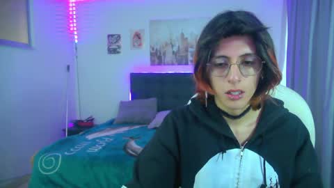Snapshot of goth_minerva chatting on May 2026 01:28:02 PM goth_minerva online show from May 2026 01:28:02 PM