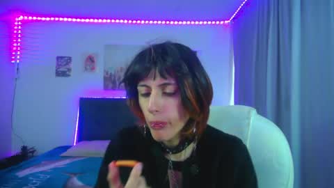Snapshot of goth_minerva chatting on May 2026 01:40:01 PM goth_minerva online show from May 2026 01:40:01 PM