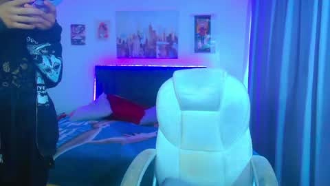 Snapshot of goth_minerva chatting on June 2026 01:35:02 PM goth_minerva online show from June 2026 01:35:02 PM