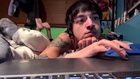 Snapshot of gothboitoy chatting on December 2024 09:21:01 AM Gothboitoy online show from December 2024 09:21:01 AM