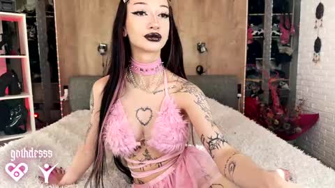    online show from April 2026 04:39:02 AM