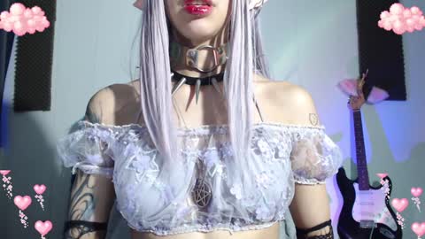        online show from December 2024 04:02:02 AM