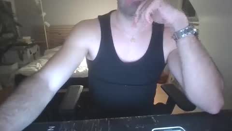 goura2000 online show from February 2026 09:49:01 PM