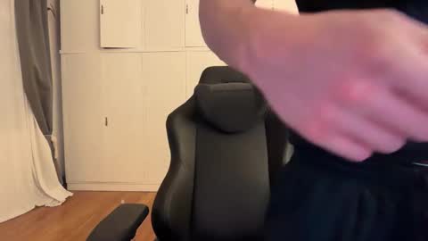 Creamcouple online show from December 2025 05:25:02 AM