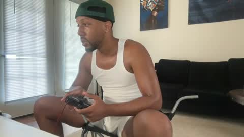 Snapshot of gqfootlong chatting on August 2026 10:23:02 PM GQfootlong online show from August 2026 10:23:02 PM