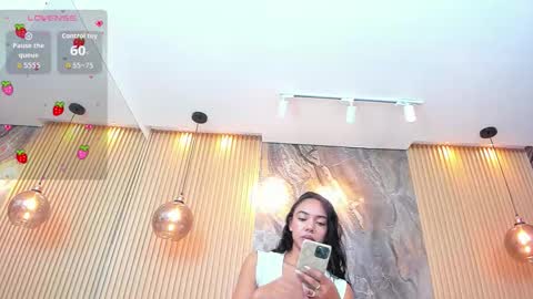 Snapshot of grace_daviss chatting on November 2025 11:54:01 AM GRACE online show from November 2025 11:54:01 AM