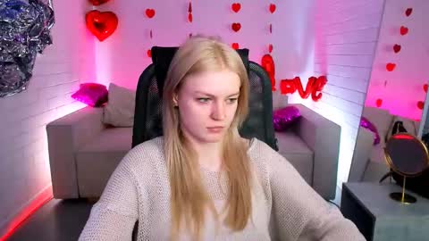 Snapshot of graceglamour chatting on March 2025 08:20:02 AM Grace Glamour online show from March 2025 08:20:02 AM