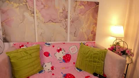 gracieave online show from November 2025 01:22:01 AM