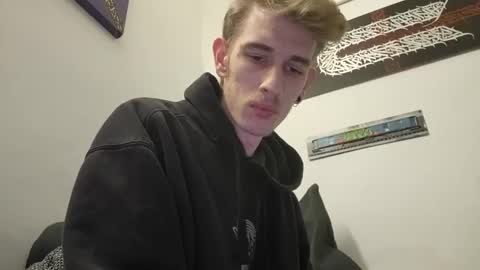 Smallcom online show from February 2025 09:27:02 PM