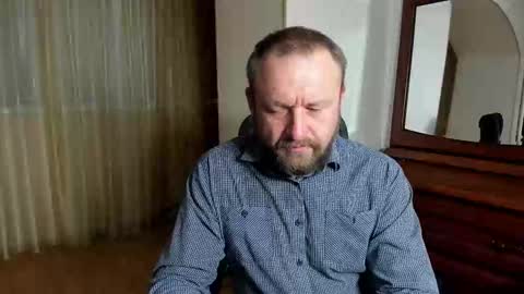 Snapshot of grandor_m chatting on March 2025 12:22:01 PM Anthony online show from March 2025 12:22:01 PM