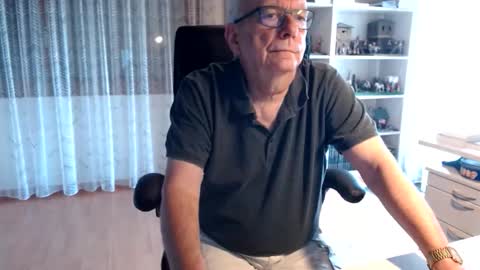 Snapshot of grandpach chatting on June 2026 11:05:01 AM grandpach online show from June 2026 11:05:01 AM