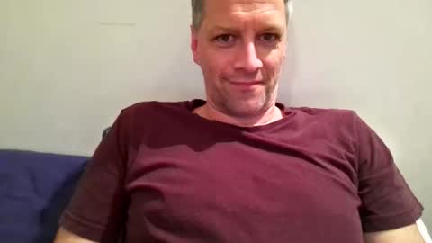 Snapshot of grattitude chatting on December 2025 10:22:02 AM grattitude online show from December 2025 10:22:02 AM