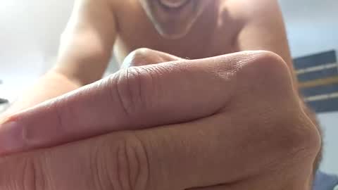 Snapshot of grattitude chatting on December 2025 02:53:02 AM grattitude online show from December 2025 02:53:02 AM