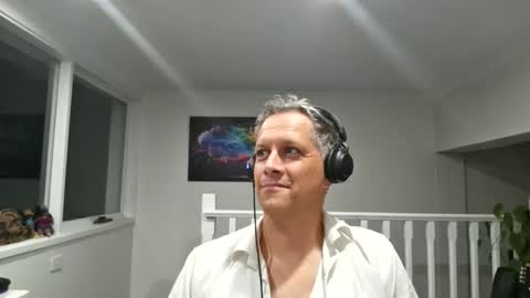 Snapshot of grattitude chatting on February 2026 12:30:01 PM grattitude online show from February 2026 12:30:01 PM