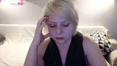 Snapshot of gray_swann chatting on March 2025 08:32:01 PM Ray online show from March 2025 08:32:01 PM