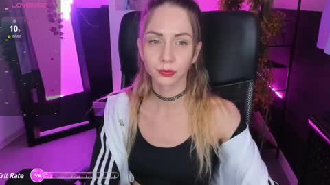 Snapshot of graycewild chatting on February 2025 11:31:01 AM GrayceWild online show from February 2025 11:31:01 AM