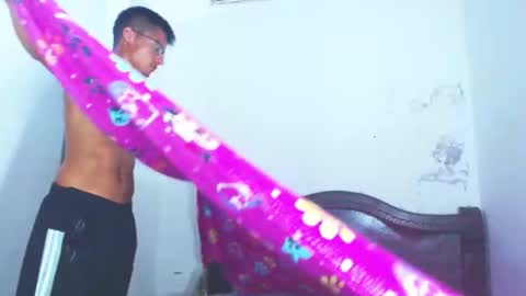 Snapshot of great_sexy_couple chatting on November 2025 12:46:02 AM great_sexy_couple online show from November 2025 12:46:02 AM