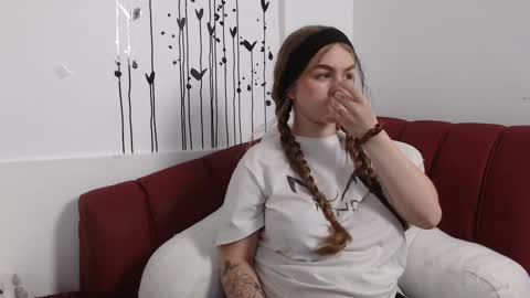 Snapshot of grecia_rouse chatting on September 2025 09:14:01 PM  GRECIA  online show from September 2025 09:14:01 PM