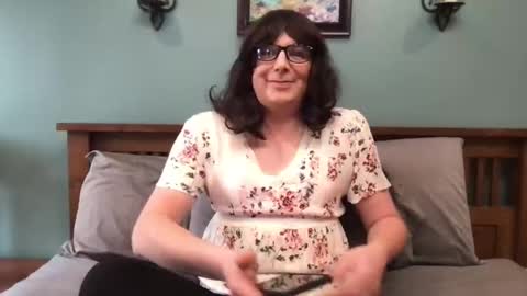 Also Khloe online show from February 2025 03:38:01 PM