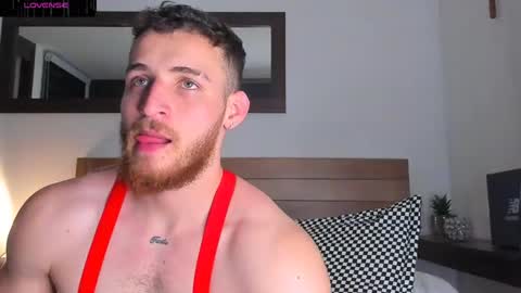 Snapshot of greeneyes_col chatting on December 2024 06:04:01 AM Juan online show from December 2024 06:04:01 AM