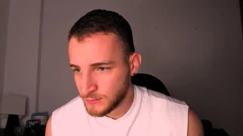 Snapshot of greeneyes_col chatting on October 2025 02:37:01 PM Juan online show from October 2025 02:37:01 PM