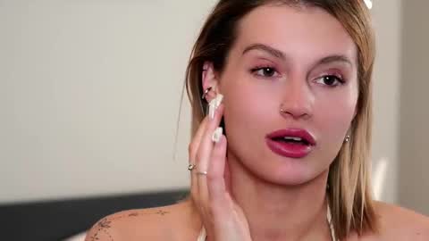 Snapshot of greengazon chatting on October 2025 01:06:02 PM Kelly online show from October 2025 01:06:02 PM