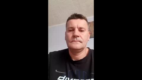 Snapshot of gregorek460 chatting on May 2026 01:28:01 PM gregorek460 online show from May 2026 01:28:01 PM