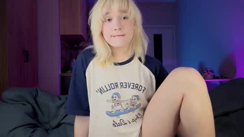 Greg-independent model online show from September 2025 08:57:01 PM