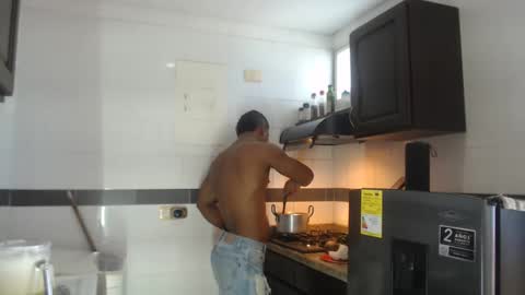 Snapshot of gregory_x chatting on September 2025 06:09:02 PM Gregory max online show from September 2025 06:09:02 PM