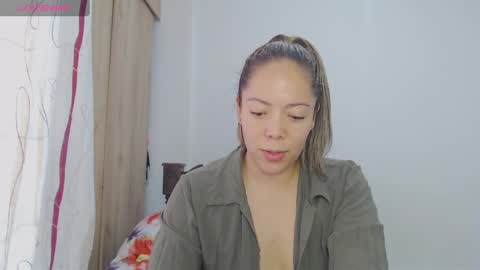 Snapshot of greicylondon chatting on December 2024 07:56:01 PM grey online show from December 2024 07:56:01 PM