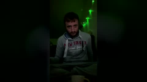 Snapshot of grek32x chatting on December 2025 05:35:02 AM Grek32X online show from December 2025 05:35:02 AM