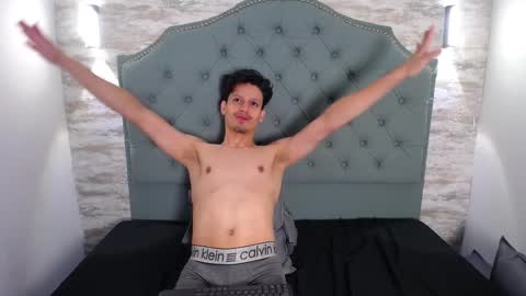 Snapshot of gremory_and_redlin69 chatting on February 2025 07:05:02 PM Gremory - Redlin online show from February 2025 07:05:02 PM