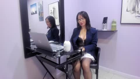 Snapshot of greta_borbon chatting on June 2026 11:29:02 AM Greta online show from June 2026 11:29:02 AM