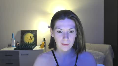 Snapshot of gretamiln chatting on December 2024 08:58:02 PM Greta online show from December 2024 08:58:02 PM