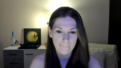 Snapshot of gretamiln chatting on November 2025 01:41:02 AM Greta online show from November 2025 01:41:02 AM