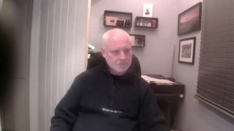 Snapshot of greyfox_6000 chatting on January 2025 06:24:02 AM greyfox_6000 online show from January 2025 06:24:02 AM