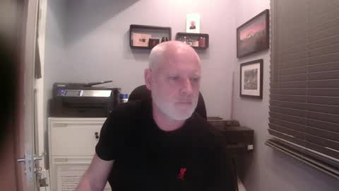 Snapshot of greyfox_6000 chatting on March 2025 10:43:02 PM greyfox_6000 online show from March 2025 10:43:02 PM