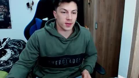 Snapshot of griego01 chatting on December 2024 12:28:01 AM griego01 online show from December 2024 12:28:01 AM