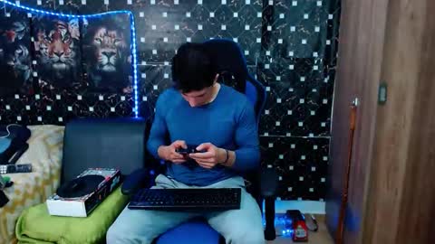 Snapshot of griego01 chatting on September 2025 12:12:01 AM griego01 online show from September 2025 12:12:01 AM