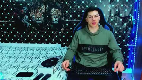 Snapshot of griego01 chatting on June 2026 07:03:01 AM griego01 online show from June 2026 07:03:01 AM