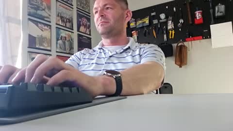 gringo_diks online show from April 2026 02:35:01 PM