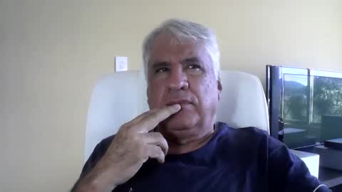 Snapshot of grisa01 chatting on May 2026 12:10:01 PM grisa01 online show from May 2026 12:10:01 PM