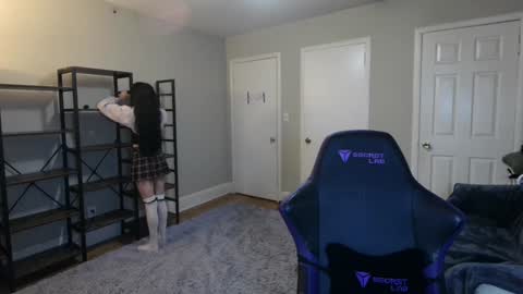 Snapshot of grumpytwo chatting on December 2024 10:19:01 PM grumpytwo online show from December 2024 10:19:01 PM