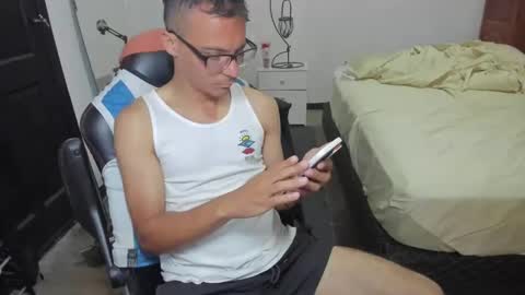 Snapshot of guachin_new chatting on December 2024 06:24:02 PM guachin_new online show from December 2024 06:24:02 PM