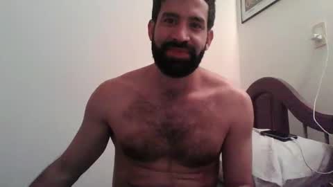 Snapshot of guarani2025 chatting on October 2025 02:01:02 AM Guarani Hunter online show from October 2025 02:01:02 AM