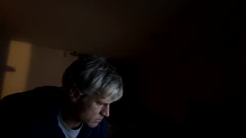 guardiannif_ online show from February 2025 09:31:01 PM