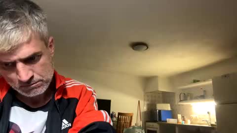 guardiannif_ online show from March 2025 12:54:02 AM