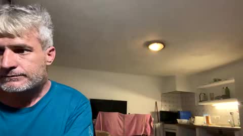 guardiannif_ online show from March 2025 09:08:02 PM