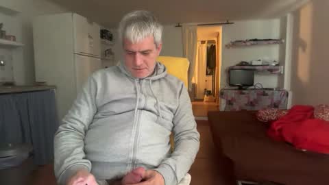 guardiannif_ online show from February 2026 10:32:01 AM